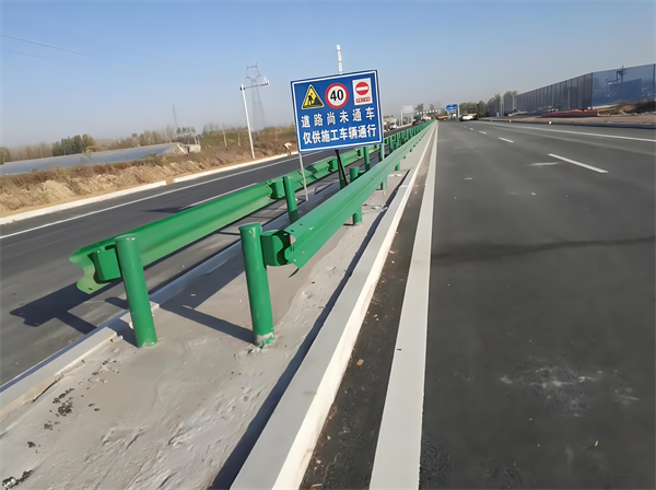 连云港公路护栏守护安全横跨多个行业的应用