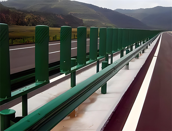 连云港三波护栏板在高速公路的应用